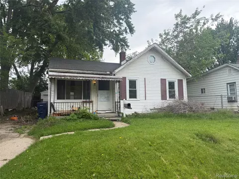 1425 Knight Ave, Flint, MI 48503