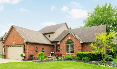 14092 Middlebury, Shelby Township, MI 48315