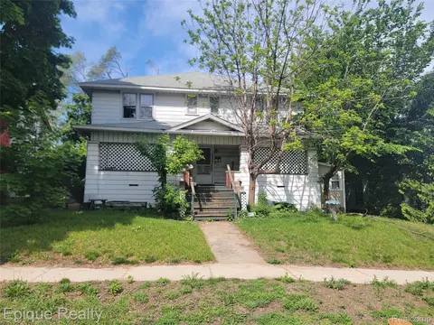 2419 North Blvd, Port Huron, MI 48060