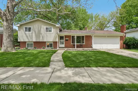 36258 Jamison St, Livonia, MI 48154