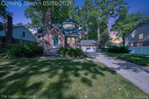 307 N Connecticut Ave, Royal Oak, MI 48067