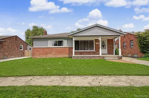 22260 Samuel St, Taylor, MI 48180