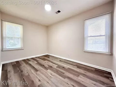 Bedroom - 53 E Brickley Ave, Hazel Park, MI 48030 photo 3 of 4