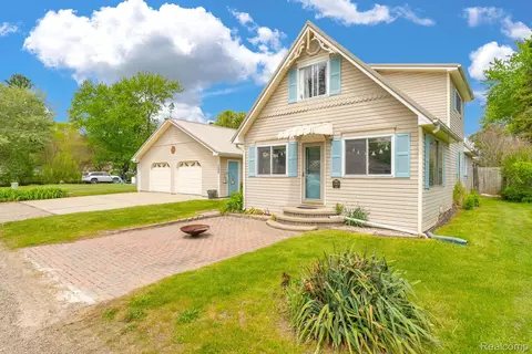 7489 Aspen Rd, Worth, MI 48450