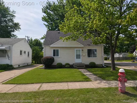 13006 Sherman Ave, Warren, MI 48089
