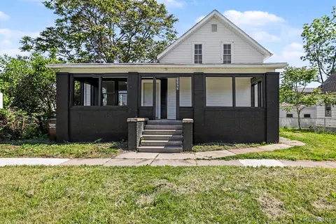 Exterior - 1123 E 1st St, Monroe, MI 48161 photo 2 of 4