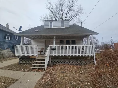 407 E 12th St, Flint, MI 48503