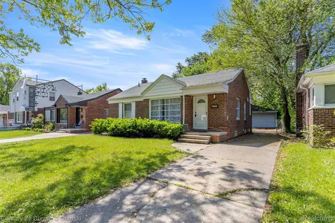 26431 Stollman Dr, Inkster, MI 48141