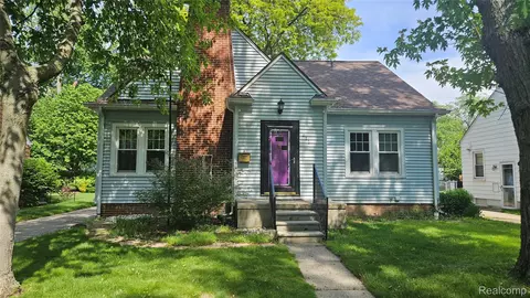 211 Starr Ave, Pontiac, MI 48341