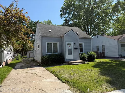 13444 Prospect Ave, Warren, MI 48089