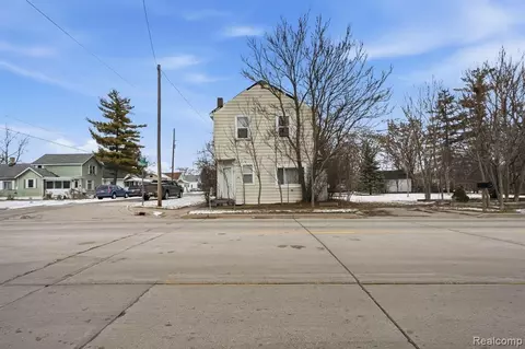346 Weiss St, Saginaw, MI 48604