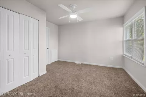 Bedroom - 2051 Dwight Ave, Flint, MI 48503 photo 5 of 6
