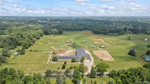 5095 Casey Rd, Dryden, MI 48428