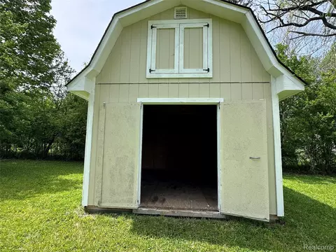 Other - 6161 River Rd, Flushing, MI 48433 photo 19 of 22