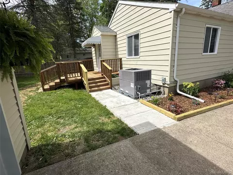 Other - 6161 River Rd, Flushing, MI 48433 photo 9 of 22