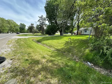 Other - 6161 River Rd, Flushing, MI 48433 photo 17 of 22