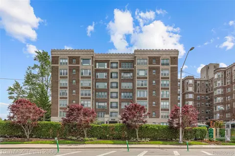 8120 E Jefferson Ave, Detroit, MI 48214