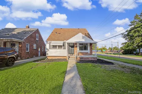 1100 Mayburn St, Dearborn, MI 48128