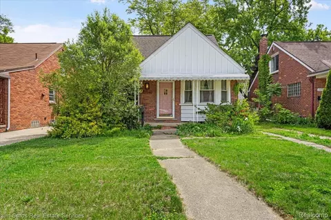 23240 Forest St, Oak Park, MI 48237
