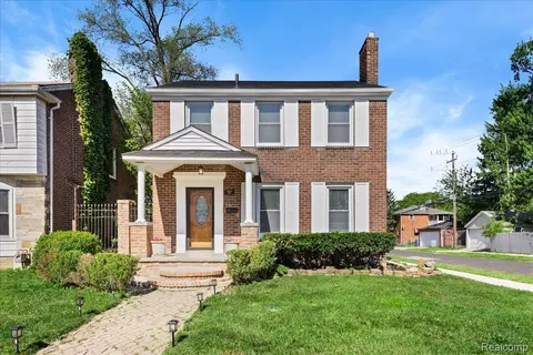 19215 Steel St, Detroit, MI 48235