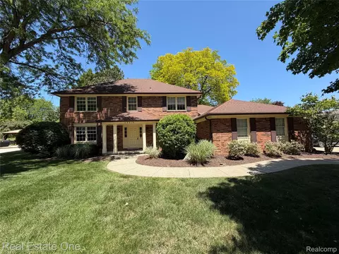 46310 Lafonde Ct, Plymouth, MI 48170