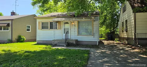 11332 Republic Ave, Warren, MI 48089