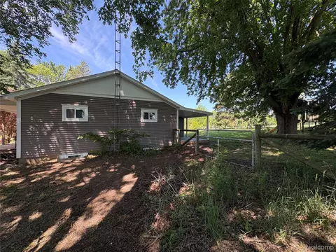 Exterior - 3355 E Braden Rd, Antrim, MI 48872 photo 4 of 7