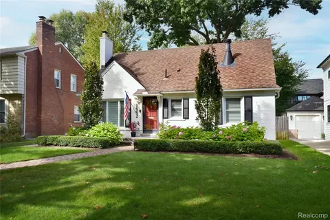 1662 Maryland Blvd, Birmingham, MI 48009