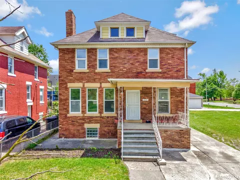 216 Holbrook St, Detroit, MI 48202