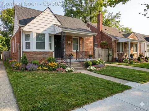 7750 Fielding St, Detroit, MI 48228
