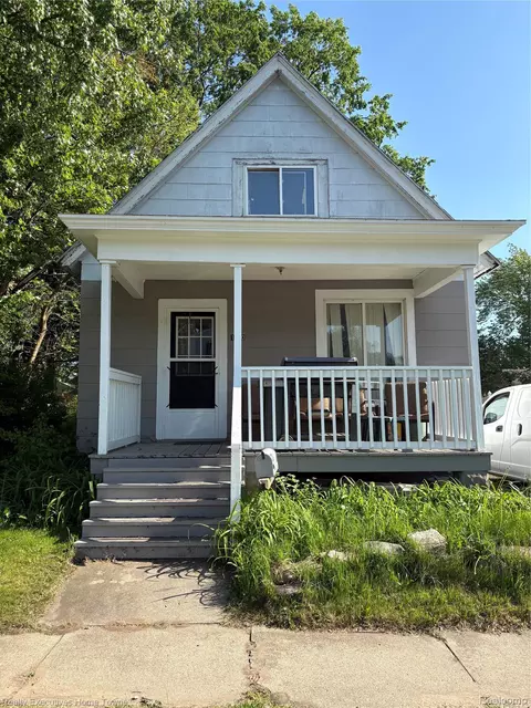 1120 Bancroft St, Port Huron, MI 48060