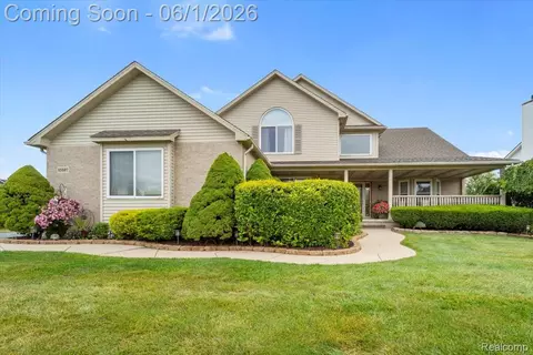 25587 Winding Creek Dr, Huron, MI 48164