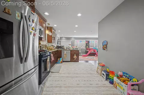 Other - 5524 Maple St, Dearborn, MI 48126 photo 5 of 14