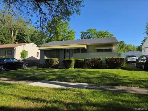 1213 Mohawk Ave, Flint, MI 48507