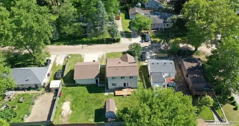 View/Area - 7166 Alpine Dr, Argentine, MI 48451 photo 6 of 9