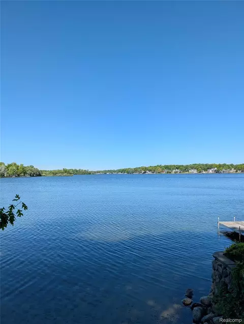 View/Area - 7166 Alpine Dr, Argentine, MI 48451 photo 2 of 9