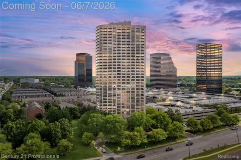 5000 Town Ctr #2305, Southfield, MI 48075
