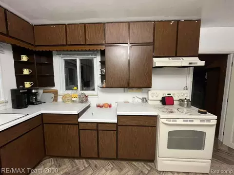 Kitchen - 730 S M 65, Arenac, MI 48766 photo 2 of 2