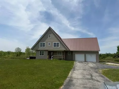 5983 Welch Rd, Emmett, MI 48022