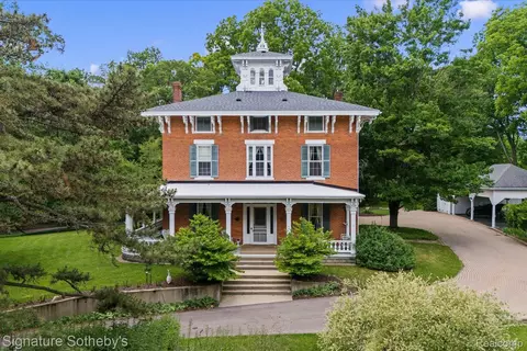 Exterior - 410 N Eagle St, Marshall, MI 49068 photo 9 of 17