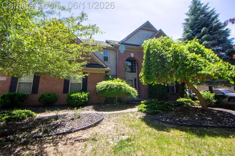 47721 Goff Ct, Canton, MI 48188
