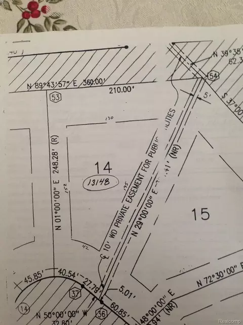 13148 Hummingbird Rdg, Springfield, MI 48350