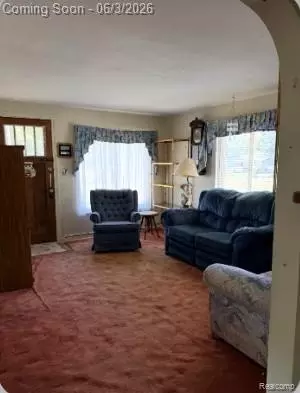 1086 Forest Ave, Burton, MI 48509