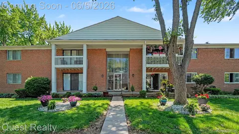 42744 Sheldon Pl #151, Clinton Township, MI 48038