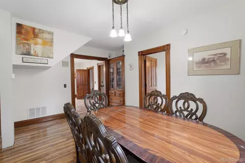 Dining - 502 E Logan St, Tecumseh, MI 49286 photo 3 of 3