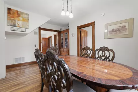 Dining - 502 E Logan St, Tecumseh, MI 49286 photo 2 of 3