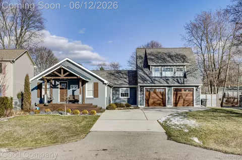 3105 Culbertson Ave, Rochester Hills, MI 48307