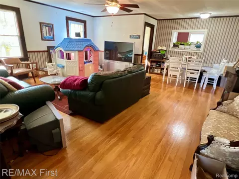 Living - 9280 River Rd, Clay, MI 48001 photo 4 of 4
