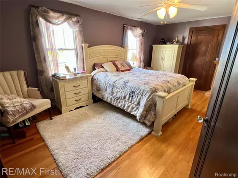 Bedroom - 9280 River Rd, Clay, MI 48001 photo 2 of 4