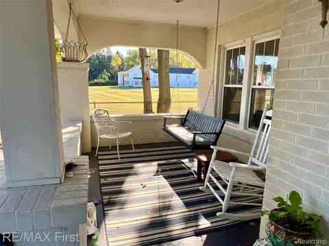 Exterior - 9280 River Rd, Clay, MI 48001 photo 4 of 7